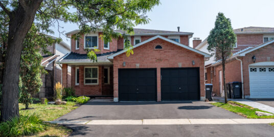 420 Everton Drive, Mississauga